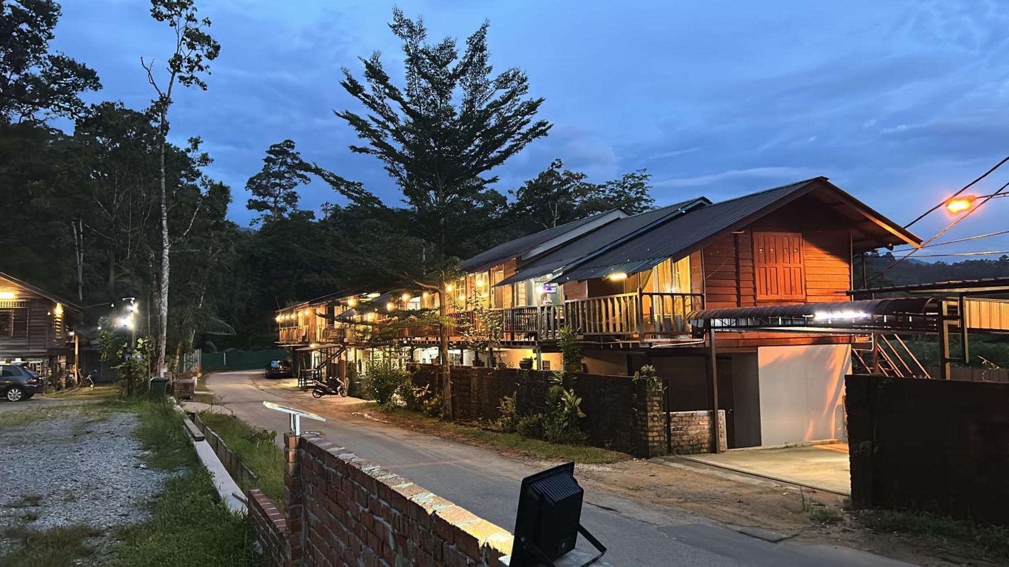 Mydusun Chalet, Taiping, Perak, Malaysia Экстерьер фото
